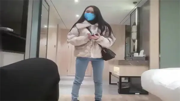 约炮极品苗条妹，疯狂啪啪干到爆