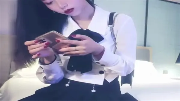 网约赵总爆操极品气质女神，骚穴猛干内射爆浆